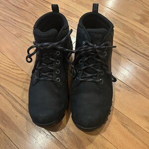 Timberland men’s boots size 10